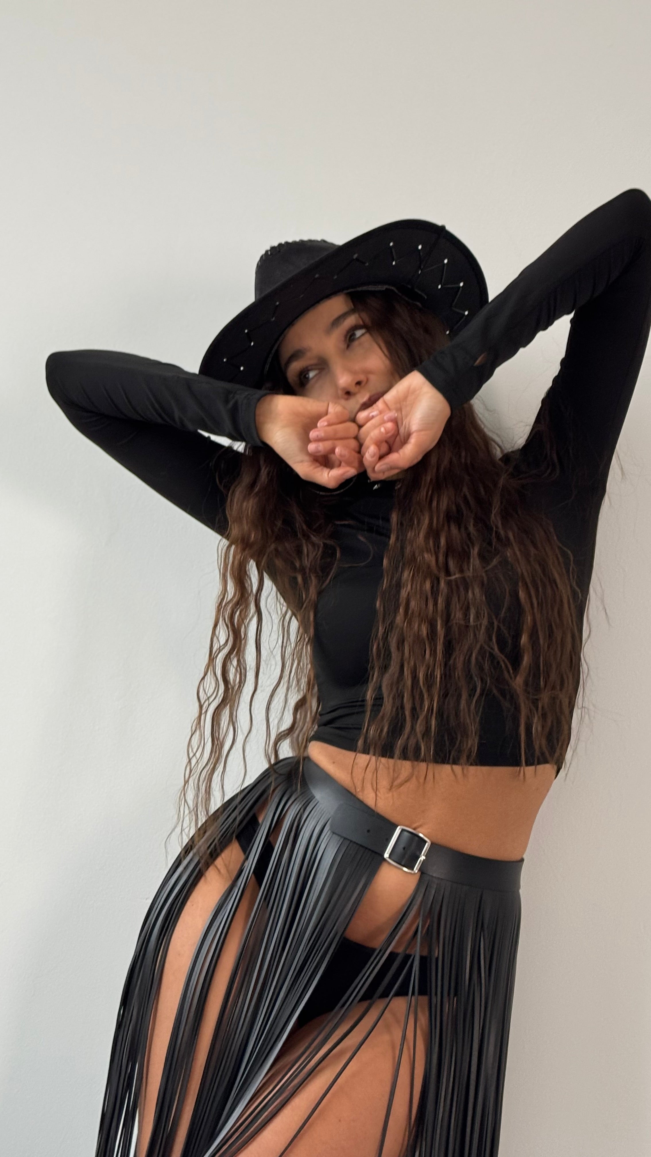 Long Vegan Leather Fringe Belt 100 cm: Adjustable Statement Piece