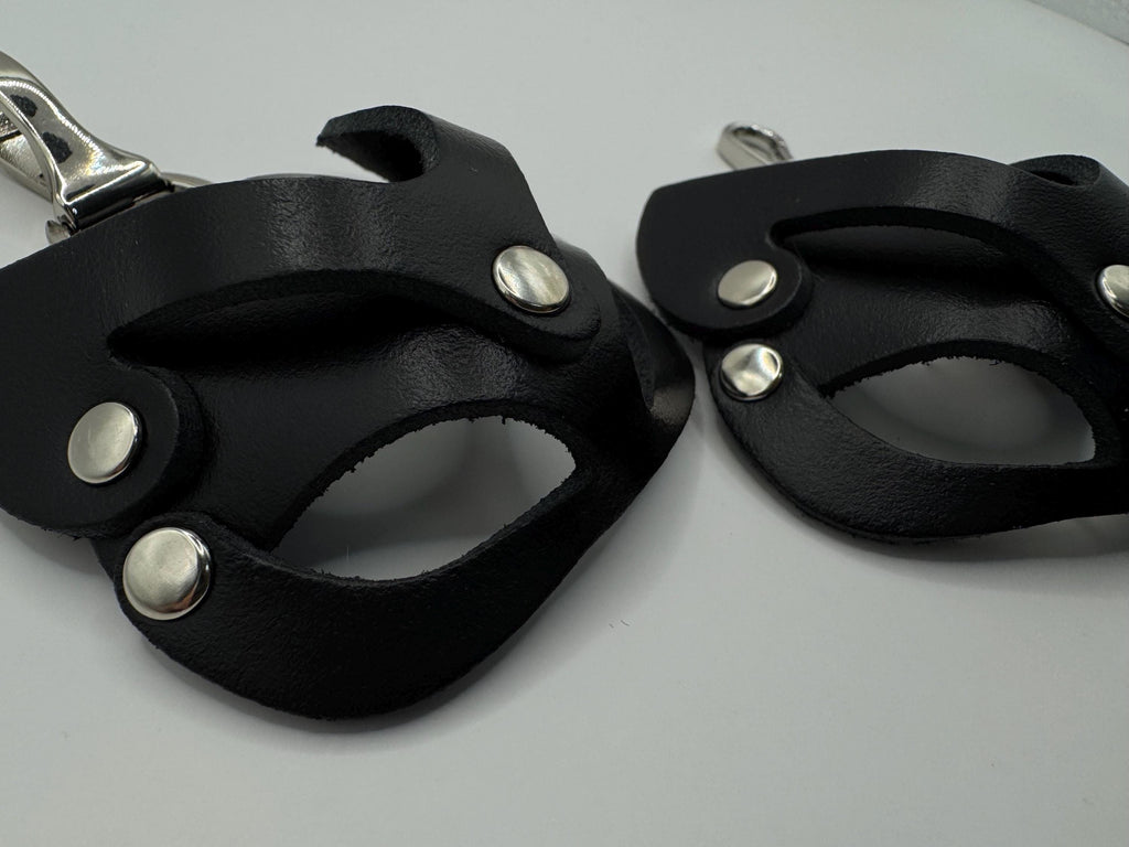 Leather Cat Mask Keychain – Genuine Leather Keyring | Wholesale Available