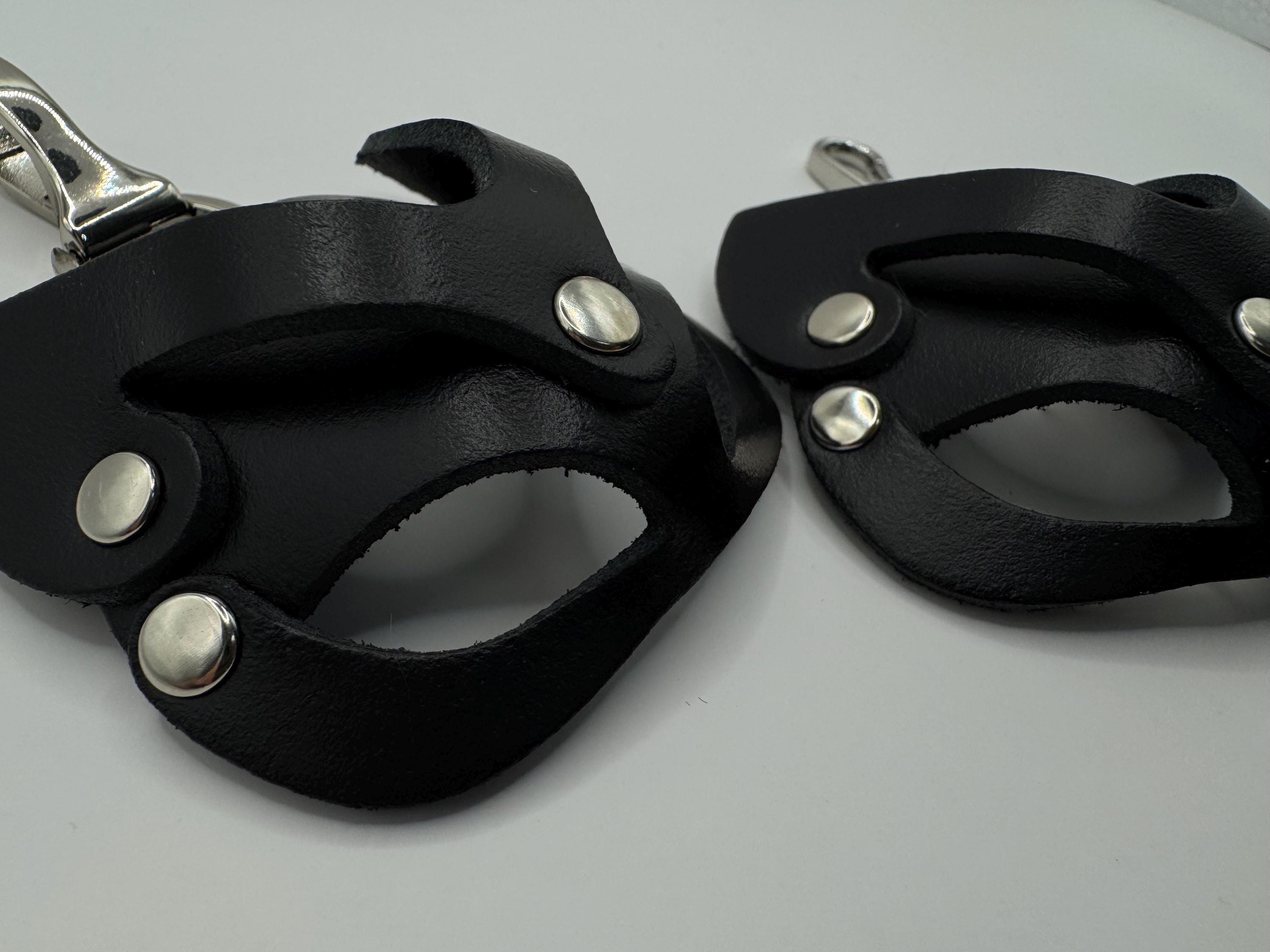 Leather Cat Mask Keychain – Genuine Leather Keyring | Wholesale Available