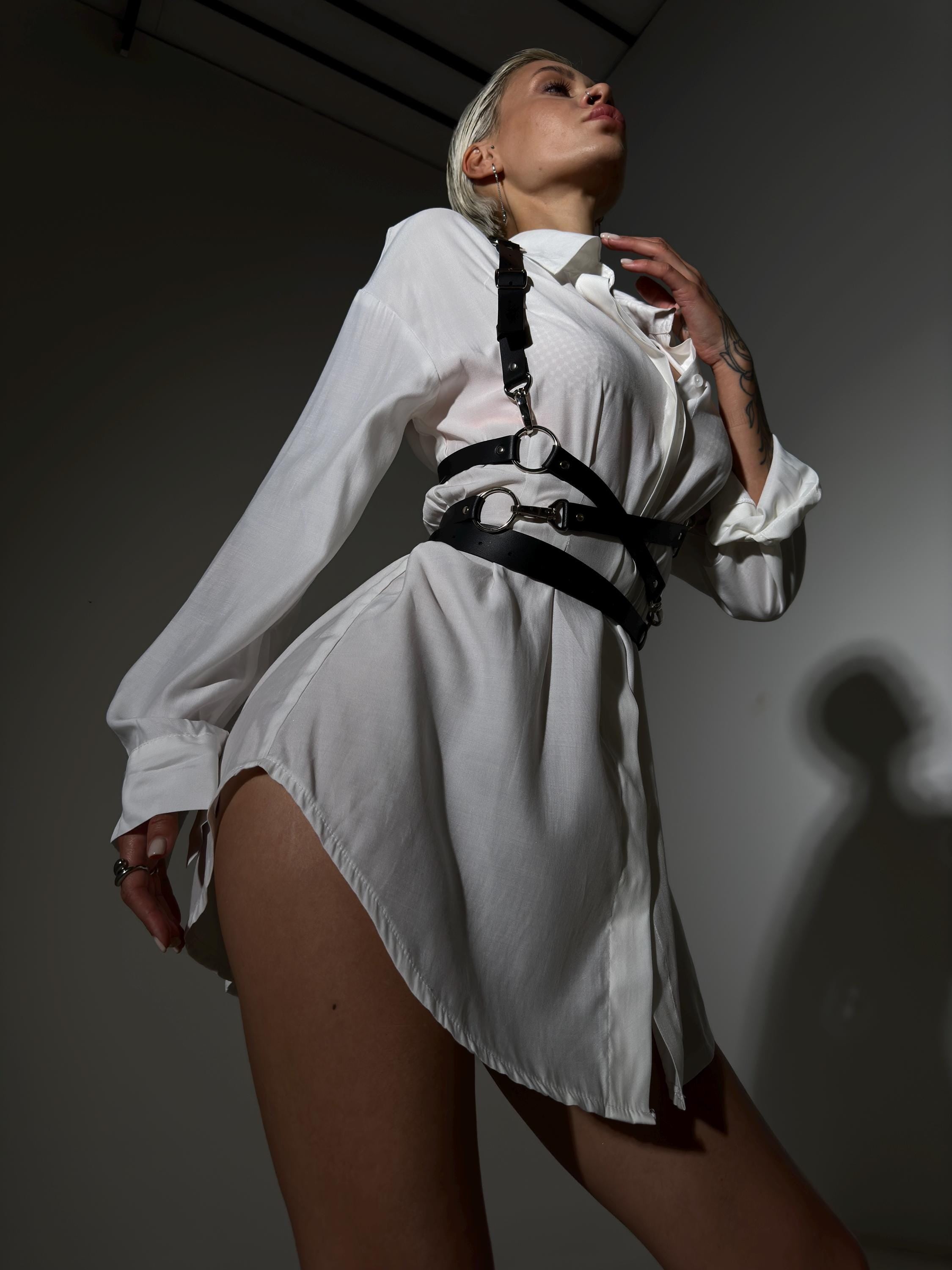 Chest Harness Belt Vegan Leather : Adjustable Waist, Metal Carabiners