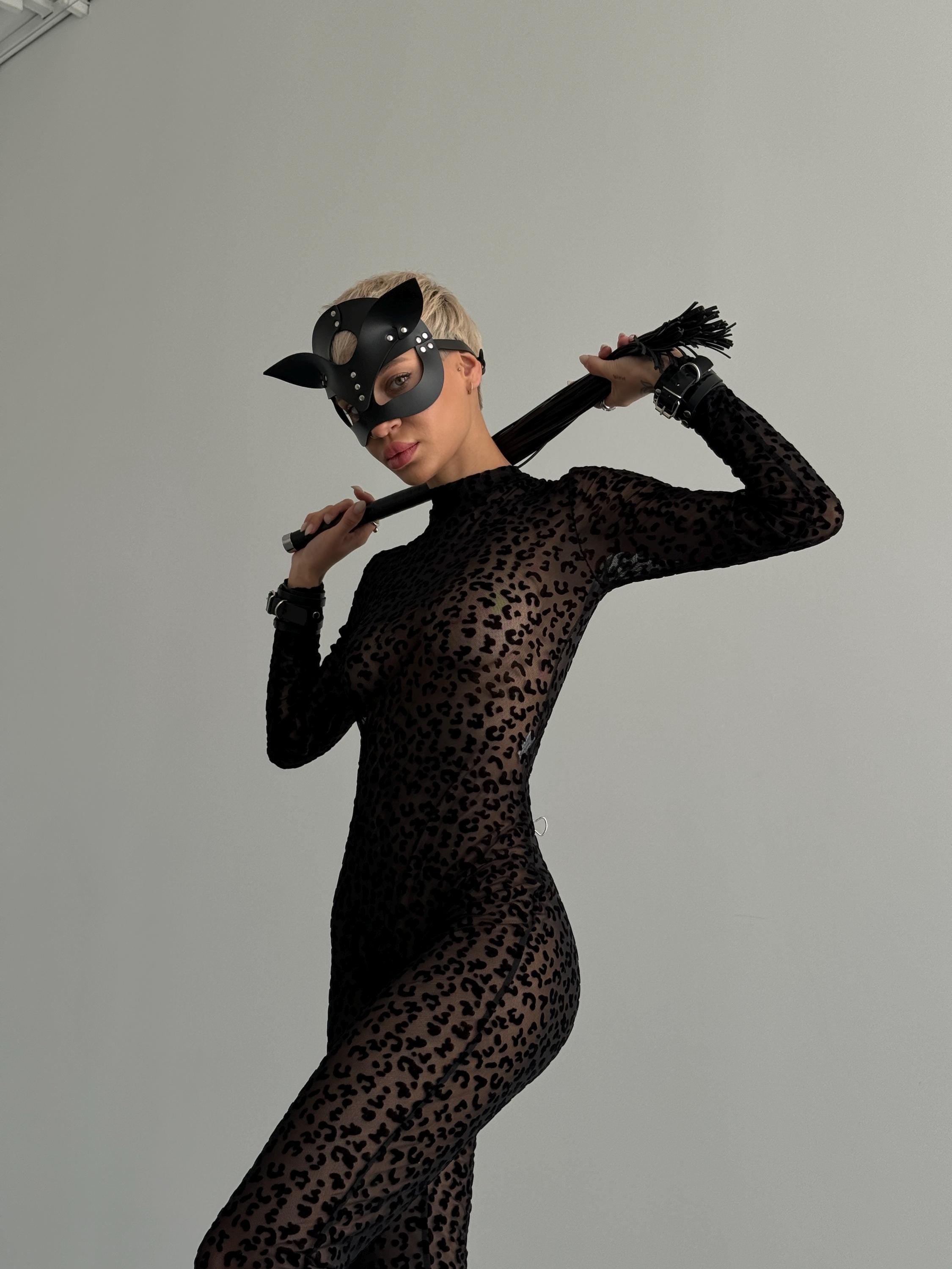 Handcrafted Leather Flogger with Vegan Handle & Metal Tip