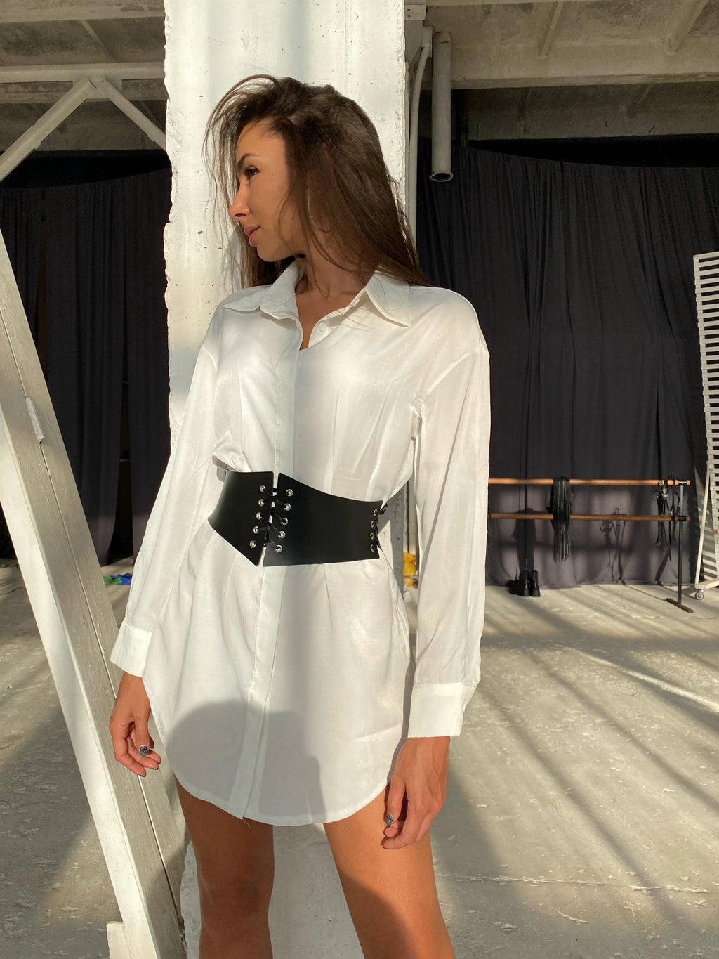 Four-Piece Waist-Cinching Corset — Structured Adjustable Silhouette