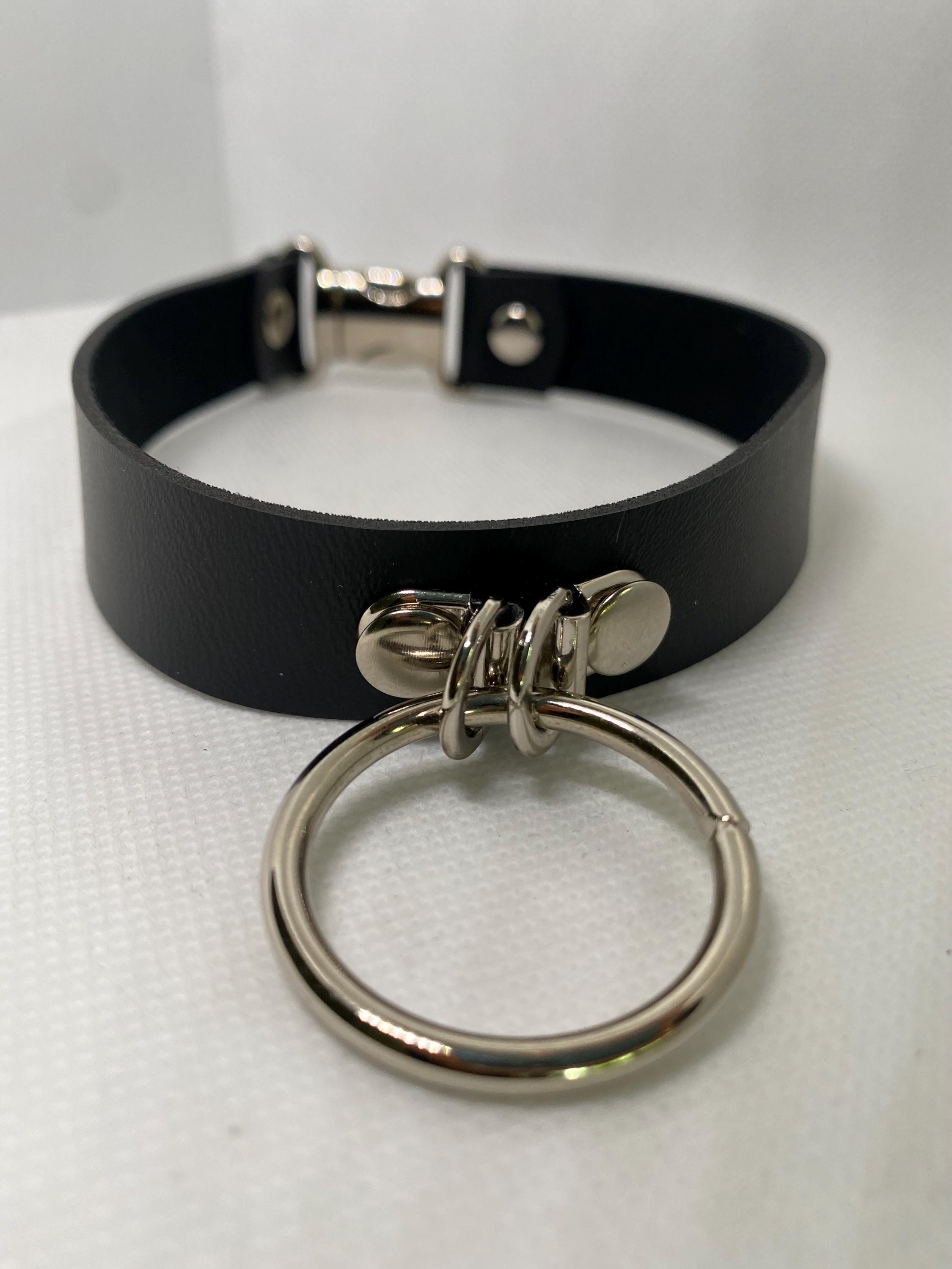 Thin Leather Choker with Metal Circle — Minimalist Edgy Accessory