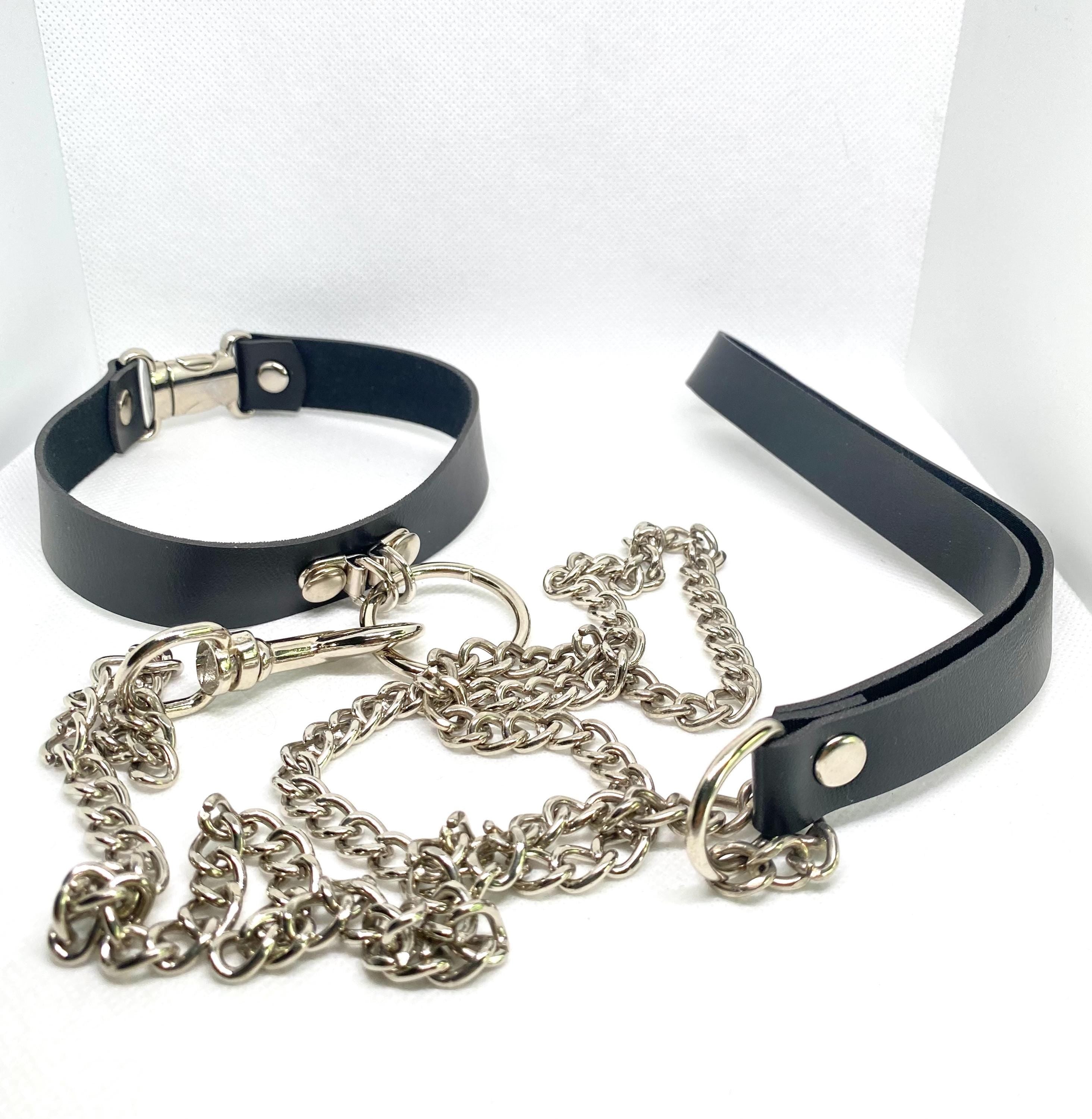 Leather Choker with Ring, Chain & Handle — Bold Edgy Statement